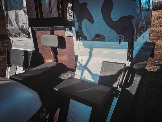 Сидения боковые (на крылья 2 шт)